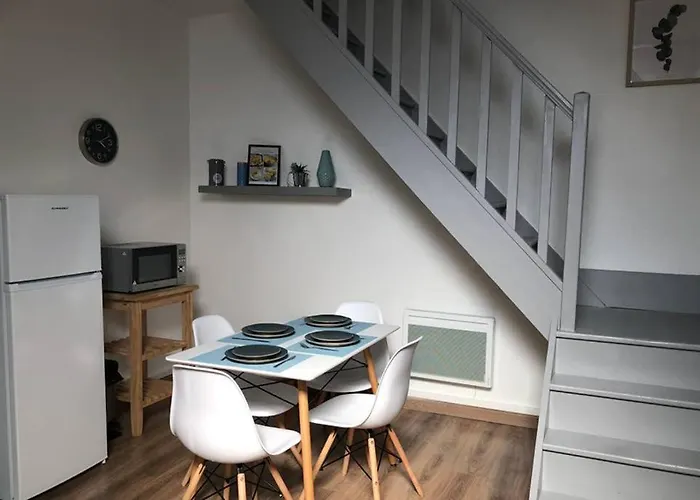 The Blue Flat 55M2 A Cote De La Gare